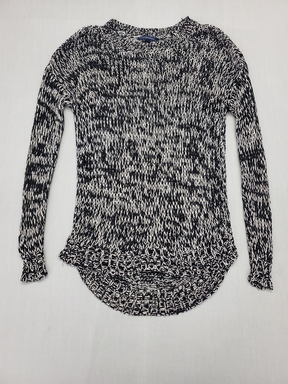 American Eagle Womans Black/White Marled Knit Pullover Sweater Size Small